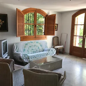 Casa-b- Pequeño Conjunto Adosados Apartamento